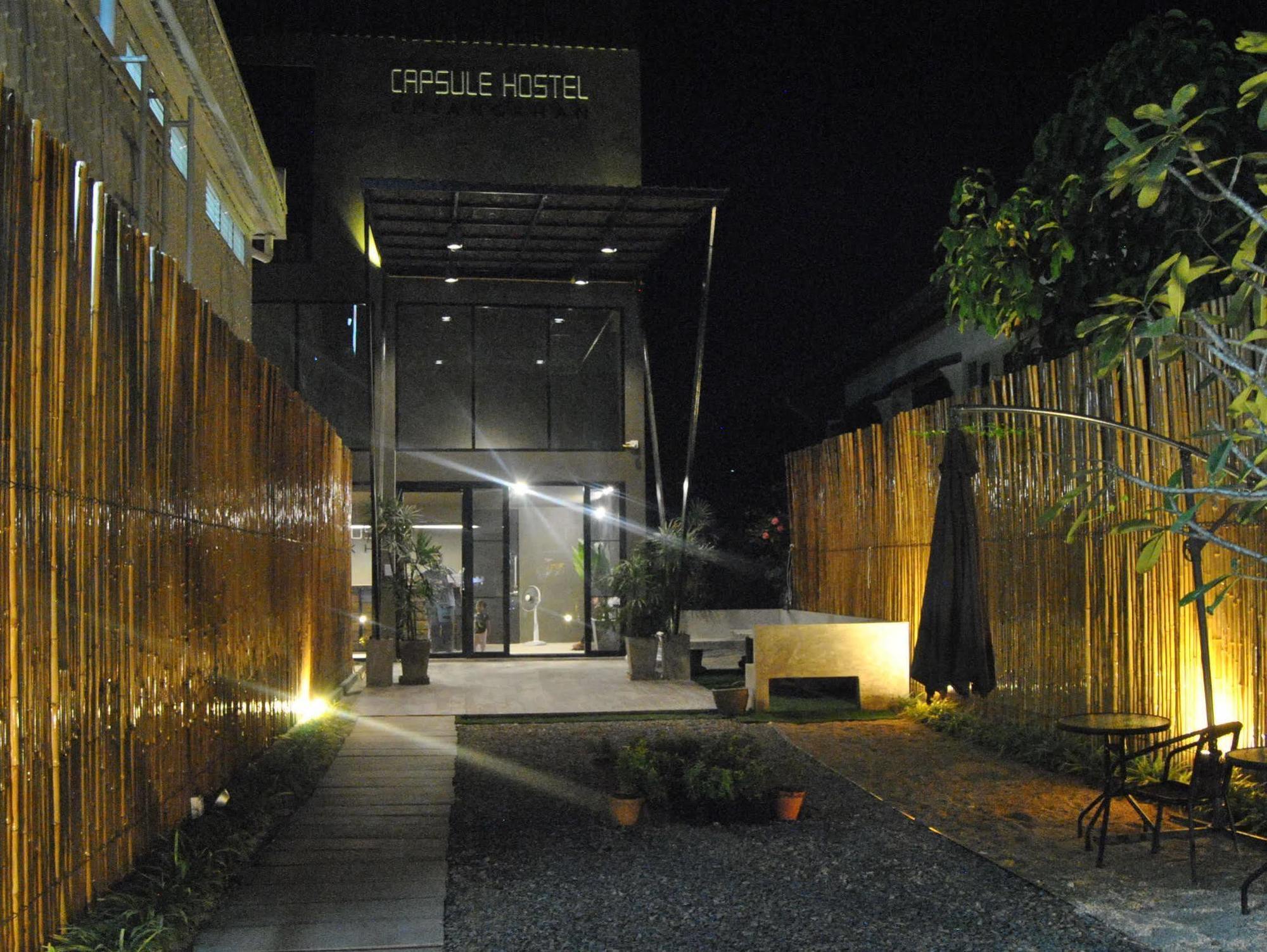 Capsule Hostel Chiangkhan Chiang Khan Exteriör bild